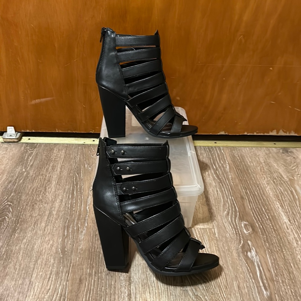Steve Madden Caged caged heels